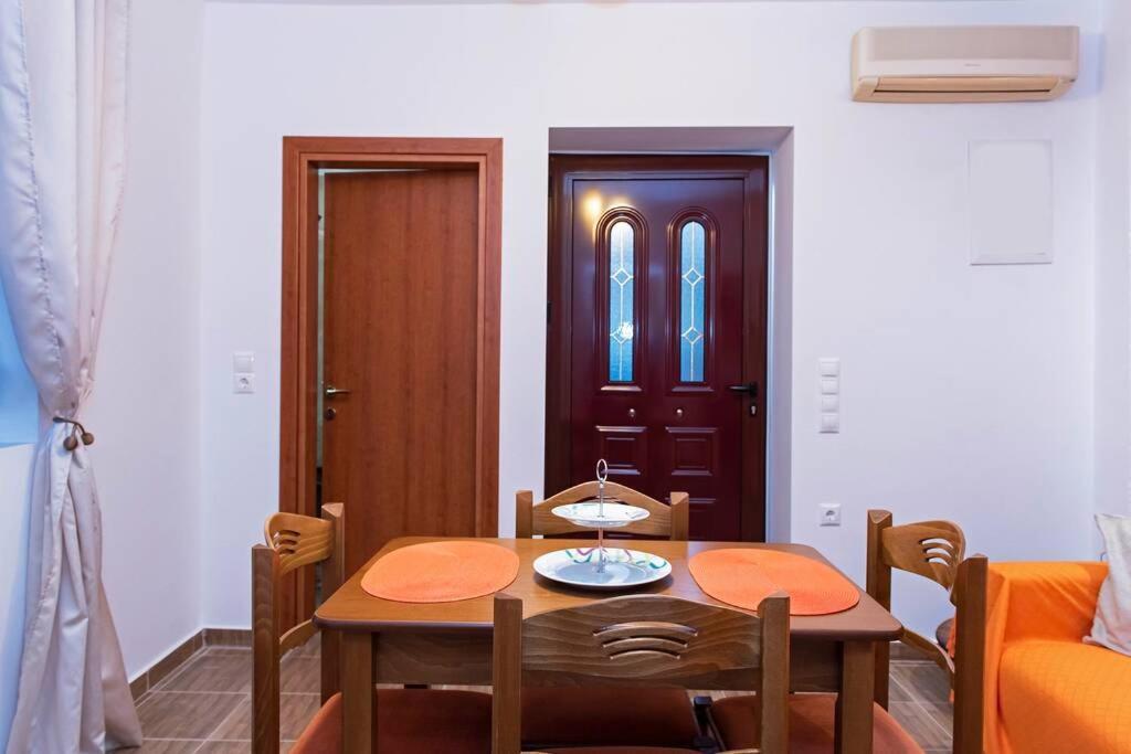 Paraspori Traditional Home With View Luaran gambar
